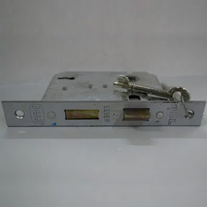 2 Lever mortice insert