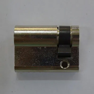 ⅟2 Cylinder